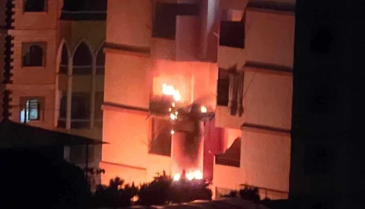 غارات إسرائيلية تستهدف مخيم البداوي وسيارتين على أوتوستراد مطار بيروت