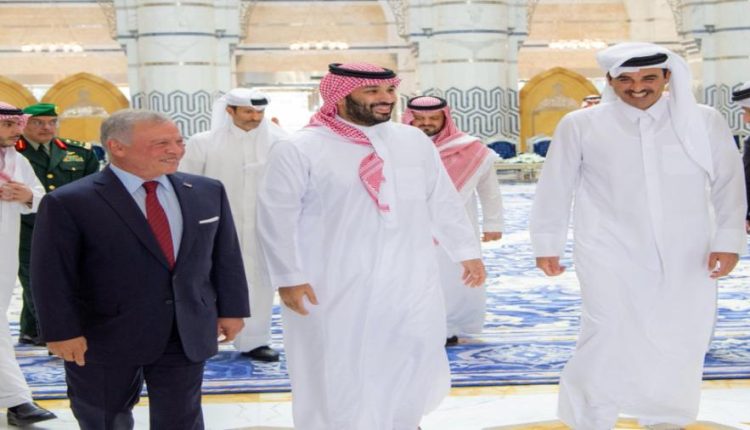 قمة جدة الثلاثية تؤكد وحدة الموقف العربي وضرورة خفض التصعيد في المنطقة