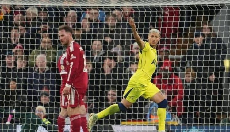 ليفربول يهدر الفوز أمام توتنهام بتعادل قاتل في الدوري الإنجليزي