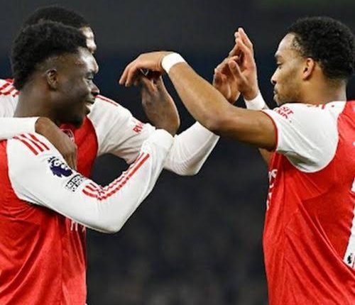 أرسنال يحسم مواجهة برايتون بهدف ساكا ويبتعد بصدارة الدوري الإنجليزي