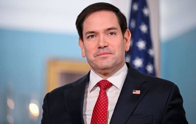 الصفدي يتلقى اتصالًا من روبيو يؤكد تضامن واشنطن مع الأردن في مواجهة الاعتداءات الإيرانية