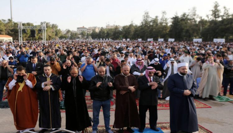 وزارة الأوقاف…إلغاء مصليات العيد والاكتفاء بالمساجد بسبب الأحوال الجوية