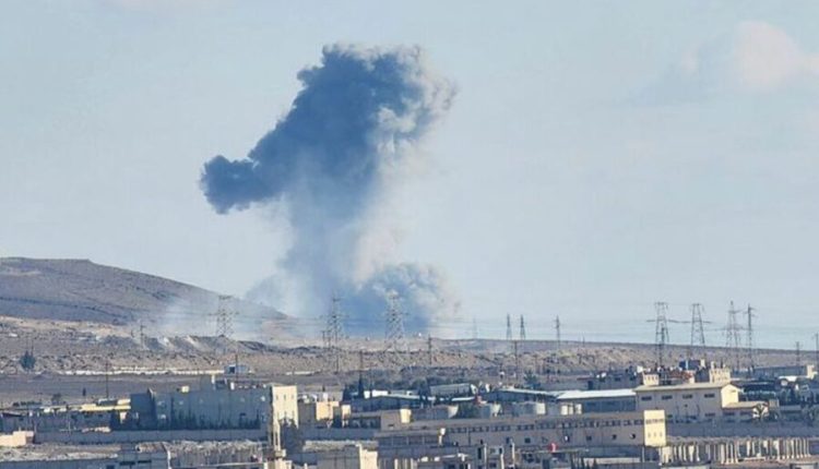 غارة جوية على سيارة محملة بالأسلحة والمخدرات كانت متجهة لتهريبها إلى الأردن في ريف السويداء الجنوبي