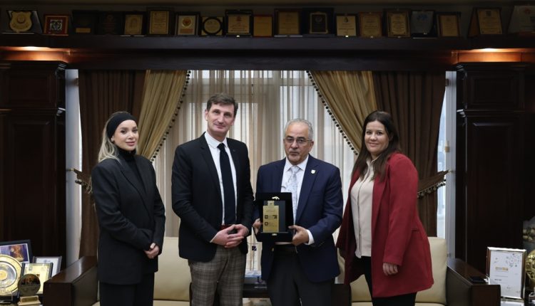 عمان الأهلية تستضيف مدير برنامج التعليم العام والتعليم العالي للإتحاد الأوروبي لدى الاردن