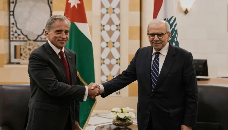 الأردن يؤكّد تضامنه الكامل مع لبنان ويدعو لوقف العدوان فوراً