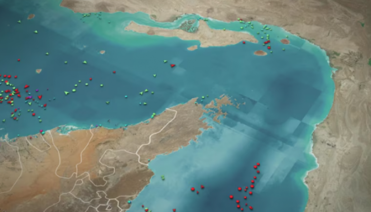 إيران تلوّح بتسهيل الملاحة عبر الجانب العُماني من مضيق هرمز ضمن مفاوضات مع واشنطن
