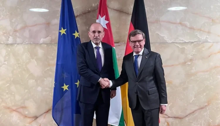 الصفدي يبحث في برلين تعزيز العلاقات مع ألمانيا والتطورات الإقليمية