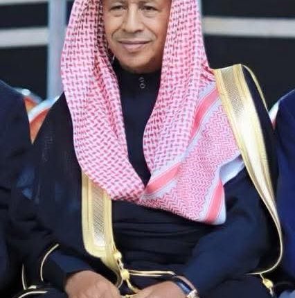 سند عيد الفايز يرثي والده بكلمات مؤثرة في الذكرى الأولى لرحيله