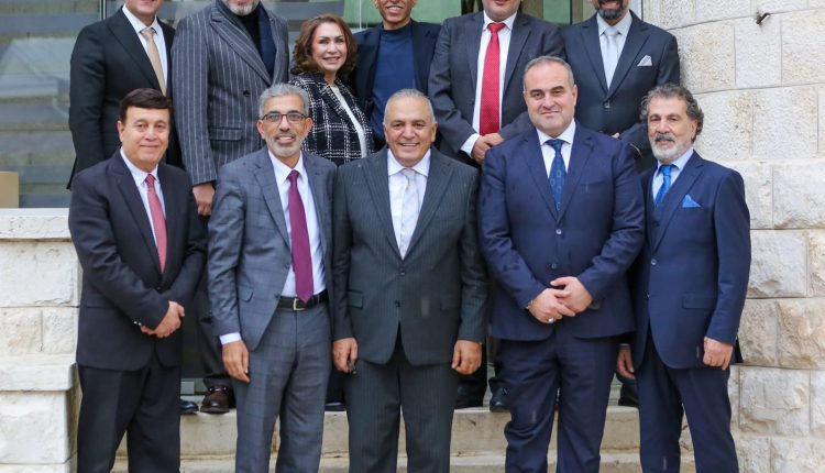 مجلس نقابة الفنانين الأردنيين يلغي مكافآت مالية متعلقة بالنقيب وأعضاء المجلس دعمًا للوضع المالي للنقابة