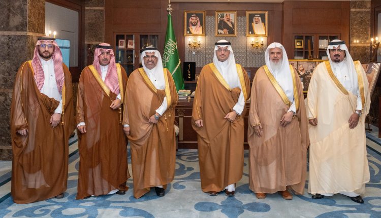 سمو محافظ الأحساء يستقبل رئيس وأعضاء مجلس إدارة الجمعية الخيرية لتيسير الزواج ورعاية الأسرة “رعاية”