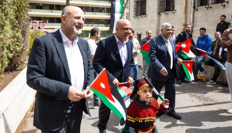 شركة مصفاة البترول الأردنية تحتفل بيوم العلم الأردني