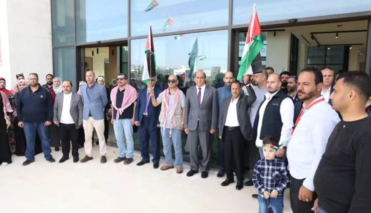 البحوث الزراعية يحتفل بيوم العلم الأردني