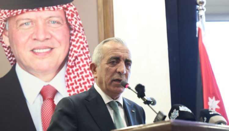 وزير الثقافه يفعل أحكام تنظيم المهن الفنية   