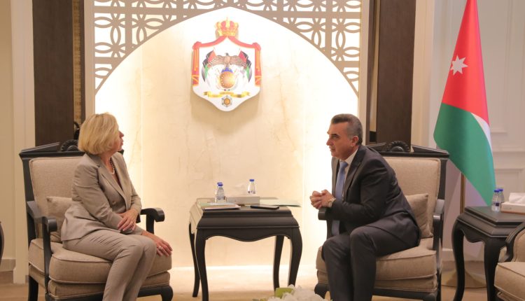 زيادين يلتقي السفيرة الأسترالية