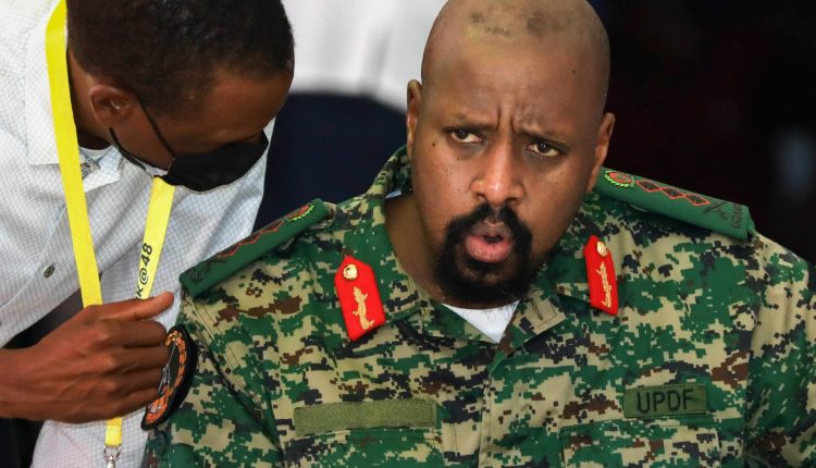 تصريحات مثيرة لرئيس أركان أوغندا: استعداد لإرسال 100 ألف جندي لحماية إسرائيل وتهديد بقطع العلاقات مع تركيا