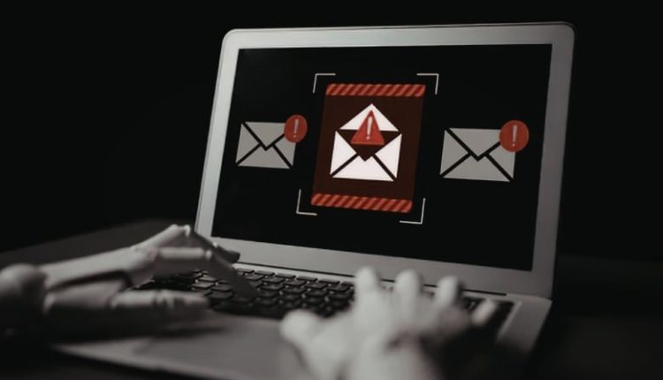 خسائر تتجاوز 2.1 مليار دولار.. تصاعد احتيال السوشيال ميديا في أمريكا خلال 2025