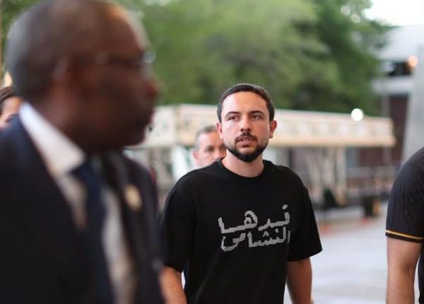 “كل الأردن وراكم”.. رسالة دعم حماسية من ولي العهد للنشامى قبل مواجهة الجزائر