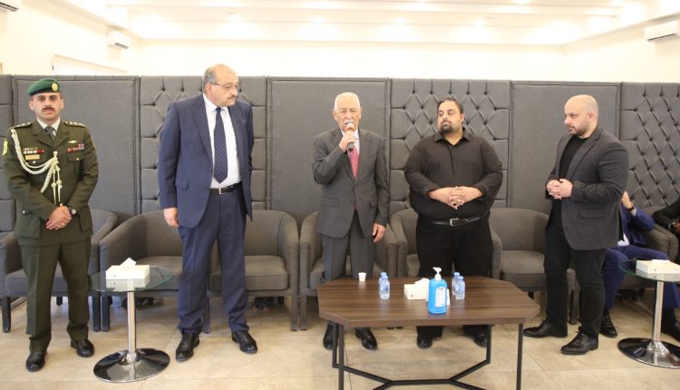 مندوبا عن الملك وولي العهد.. العيسوي يعزي عشائر العوران والحلالمة والسعود