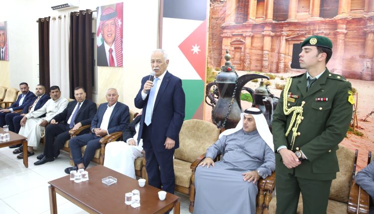 مندوبا عن الملك وولي العهد.. العيسوي يعزي الحراحشة وبني سعيد