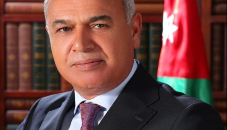 وزارة العمل: إلغاء التسفير يتطلب دفع غرامة مقدارها 5 آلاف دينار