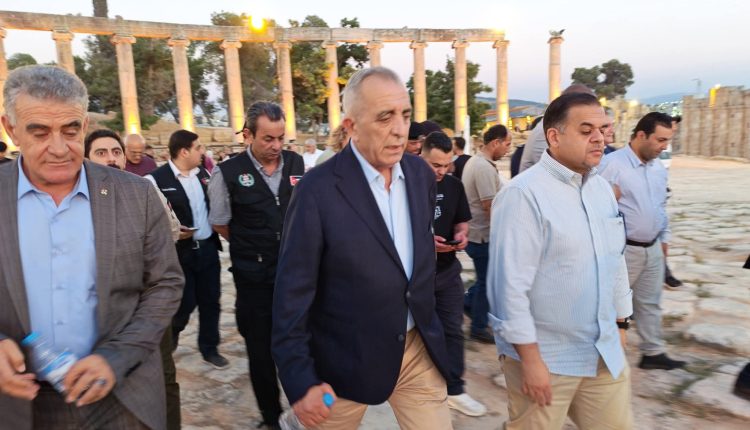 اللمسات الأخيرة لـ “جرش الأربعين”: جولة وزارية تؤكد جاهزية المسارح والموقع الأثري لاستقبال الجمهور