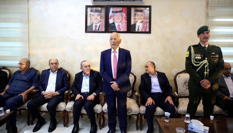 مندوبا عن الملك وولي العهد…العيسوي يعزي الوشاح والفريحات