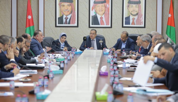 ” الإدارية النيابية” تستمع لآراء أساتذة القانون حول مشروع قانون الإدارة المحلية