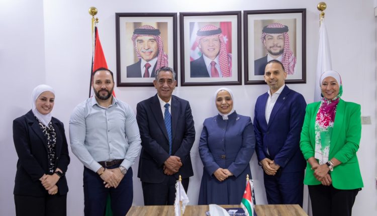توقيع مذكرة تفاهم بين مركز الملك عبدالله الثاني للتميز وجمعية الفنادق الأردنية