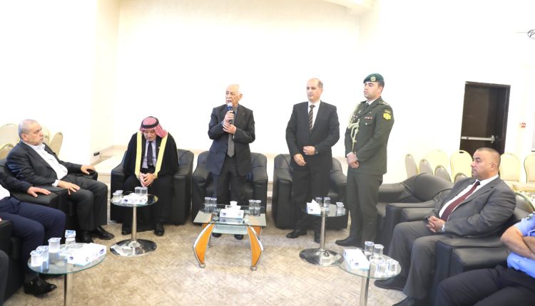 مندوبا عن الملك وولي العهد.. العيسوي يعزي العبيدات