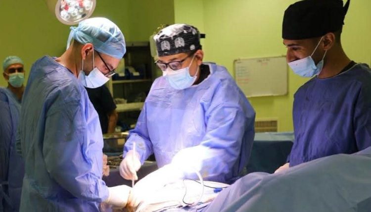 مستشفى الملك طلال العسكري يجري 52 عملية تبديل مفاصل.. 
