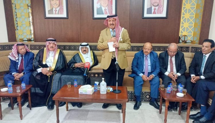 مستشار جلالة الملك لشؤون العشائر يلتقي شيوخ ووجهاء وأبناء محافظات الشمال لبحث تطوير الجلوة العشائرية