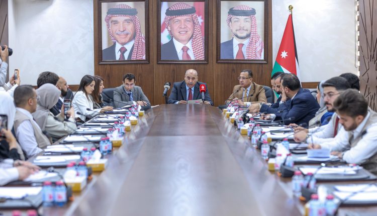 القاضي يرعى إطلاق قافلة «بلديتي» لتعزيز الحوار المجتمعي حول الإدارة المحلية