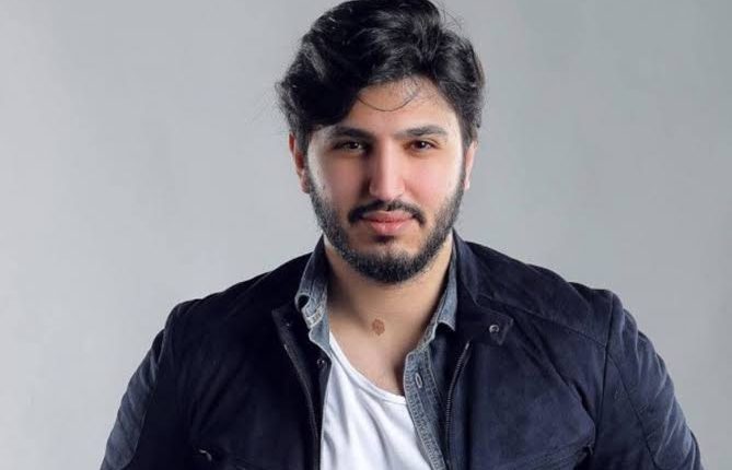 محمد فضل شاكر يلغي حفله في بيروت.. والغموض يلف الحالة الصحية لوالده وسط نفي قانوني لإخلاء سبيله
