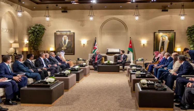 الملك يؤكد ضرورة اتخاذ موقف عربي إسلامي موحد لوقف الإجراءات الإسرائيلية في القدس والأقصى