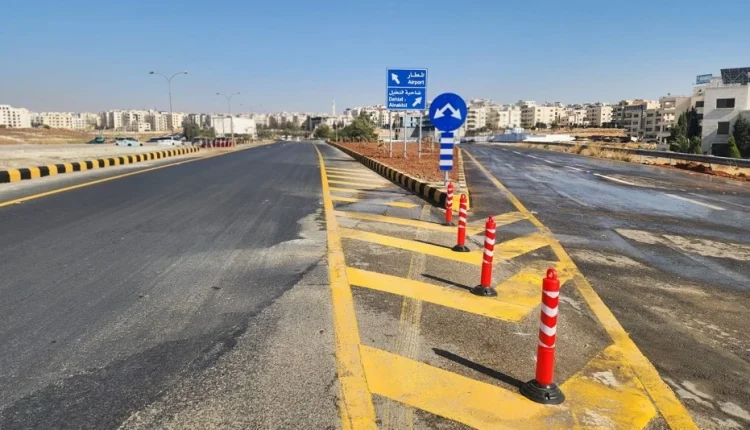 “وزارة الأشغال” تنهي العمل على تقاطع طريق المطار